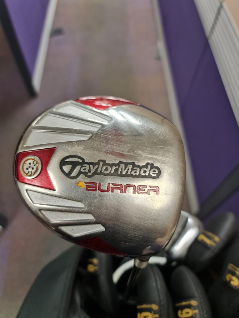 Complete set of Golf clubs plus extras, Sports Equipment, Sports