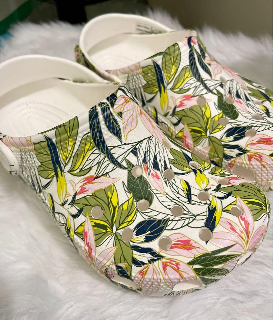 Crocs vera bradley hotsell
