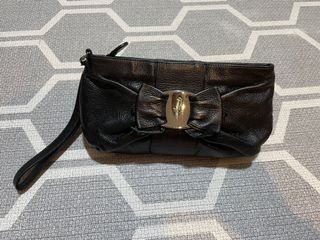 (Category: ) located in . Submitted by hellobanana123 (Listing ID 1129025827, Image 1). Description: .