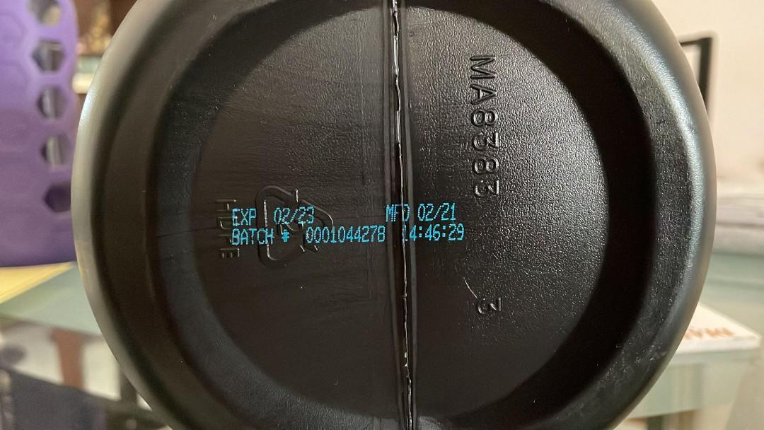 GNC weight gainer 1850, Health & Nutrition, Health Supplements, Sports