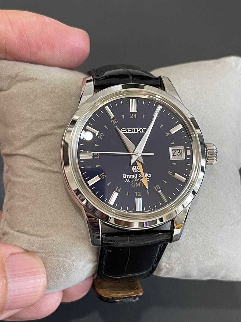 Grand Seiko SBGM031, Luxury, Watches on Carousell