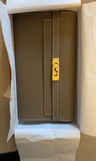 （分類：）位於 。 由 lorisu0203 提交（商品編號 1128970288，圖片 1）。簡介： 。