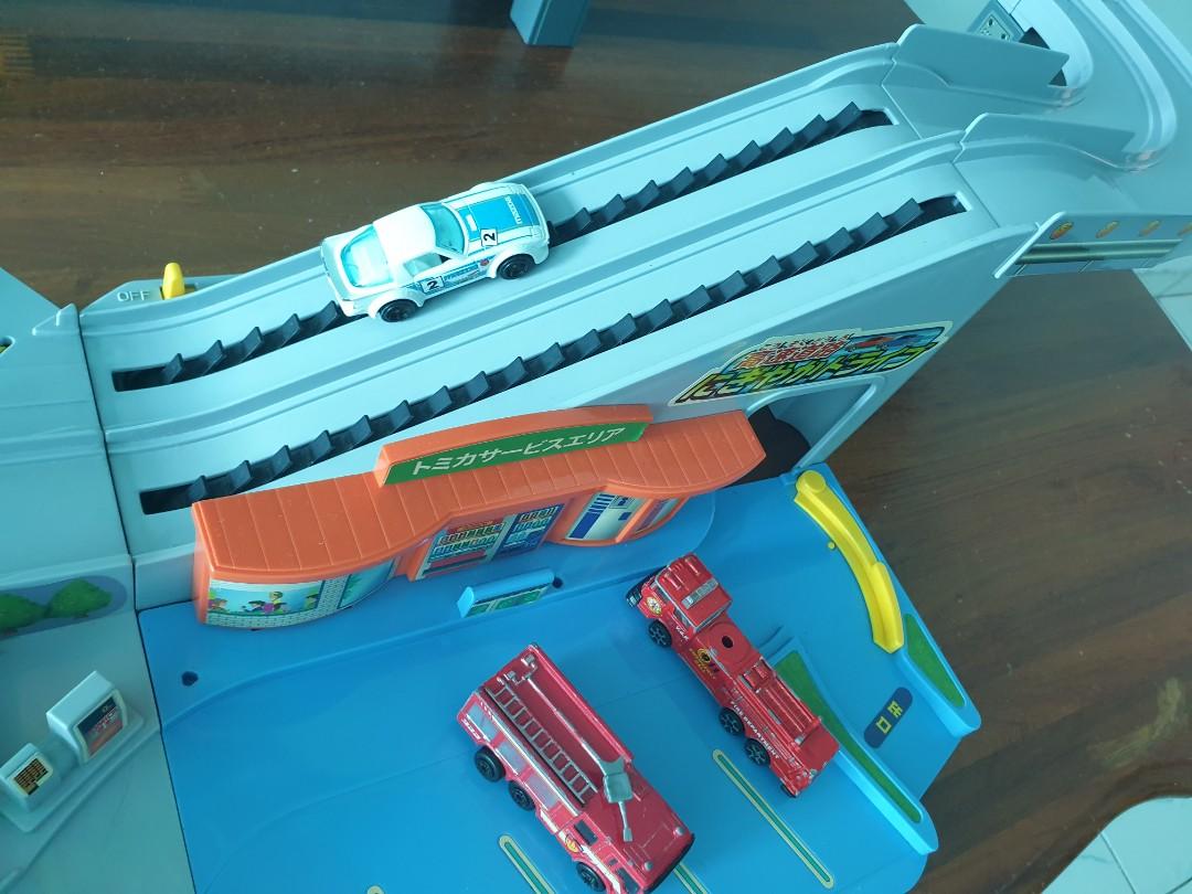 Highway motorised car track., Hobbies & Toys, Toys & Games on Carousell