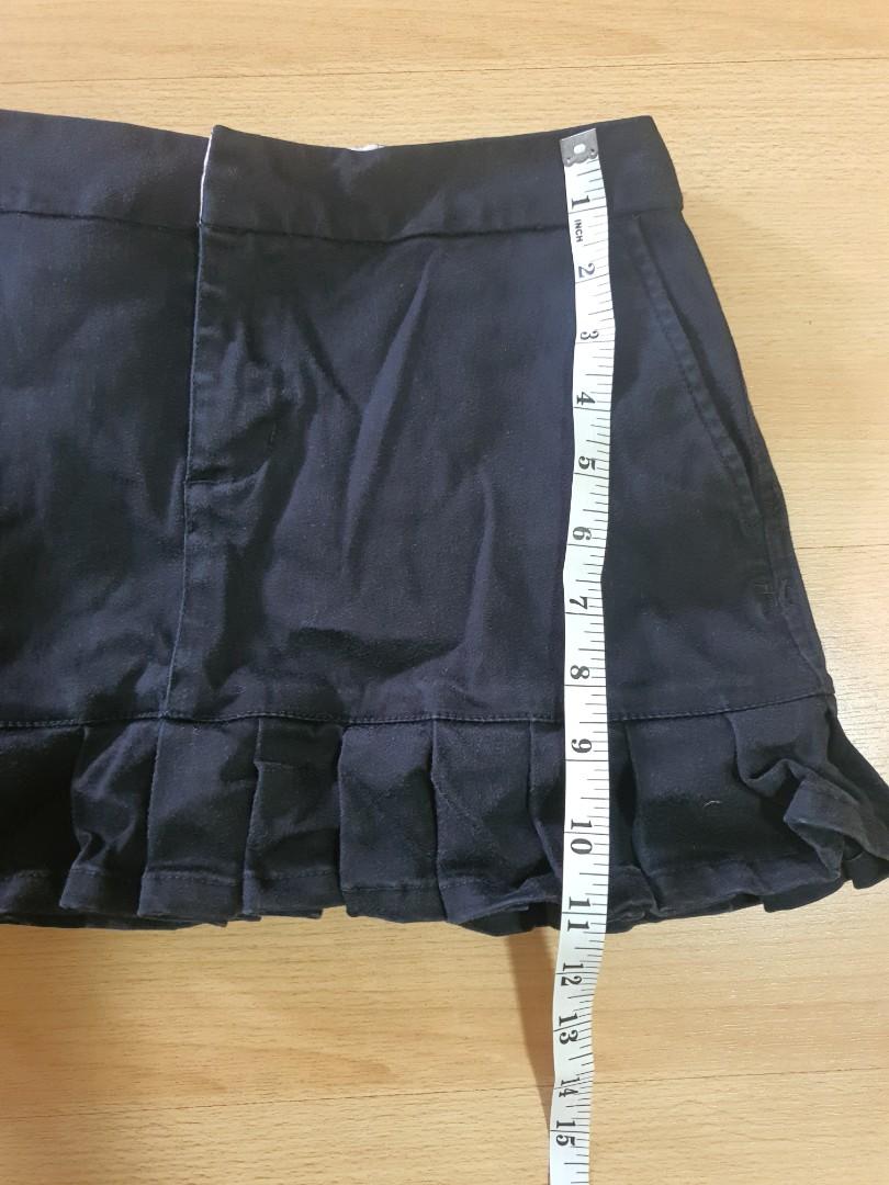 Hurley Skirt Mini Black Denim, Women's Fashion, Bottoms, Skirts on Carousell