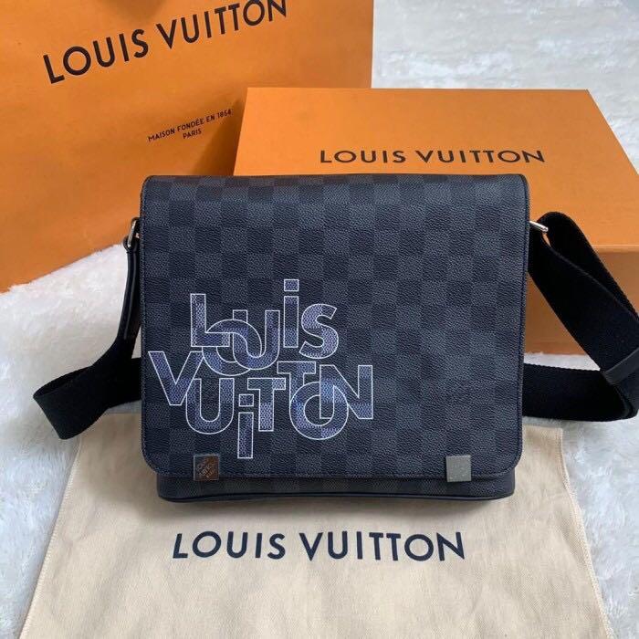 Authentic Louis Vuitton Messenger Bag, Fesyen Pria, Tas & Dompet , Tas  Selempang di Carousell