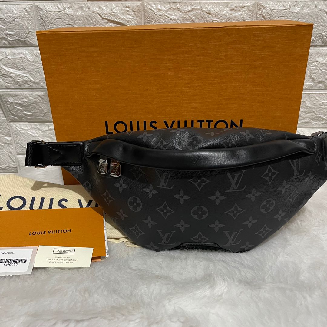 LOUIS VUITTON Discovery Bumbag Crossbody Belt Bag PM M46035