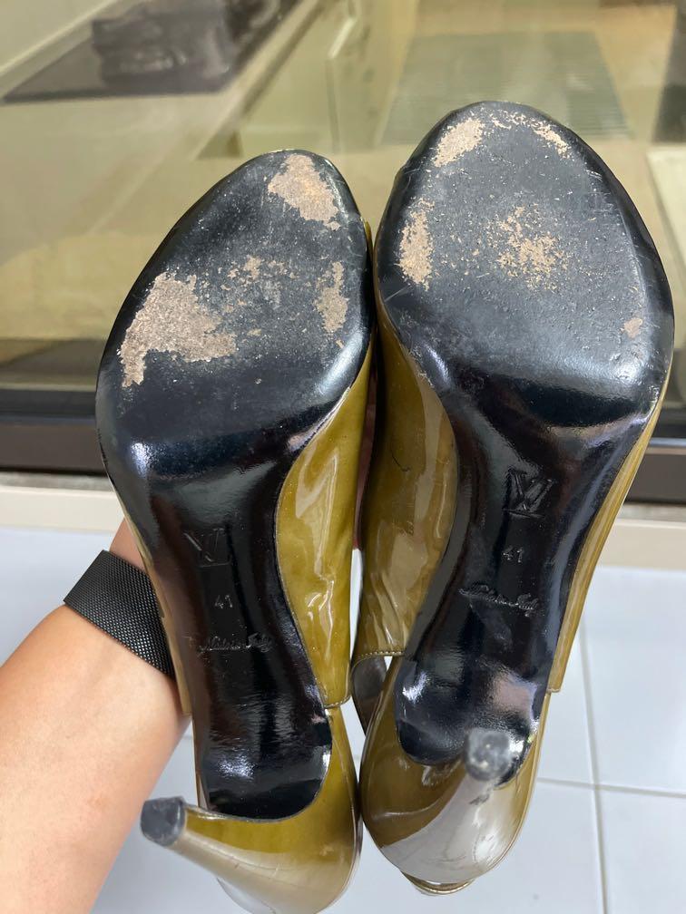 Louis Vuitton midnight blue sparkly high heels, Women's Fashion, Footwear,  Heels on Carousell