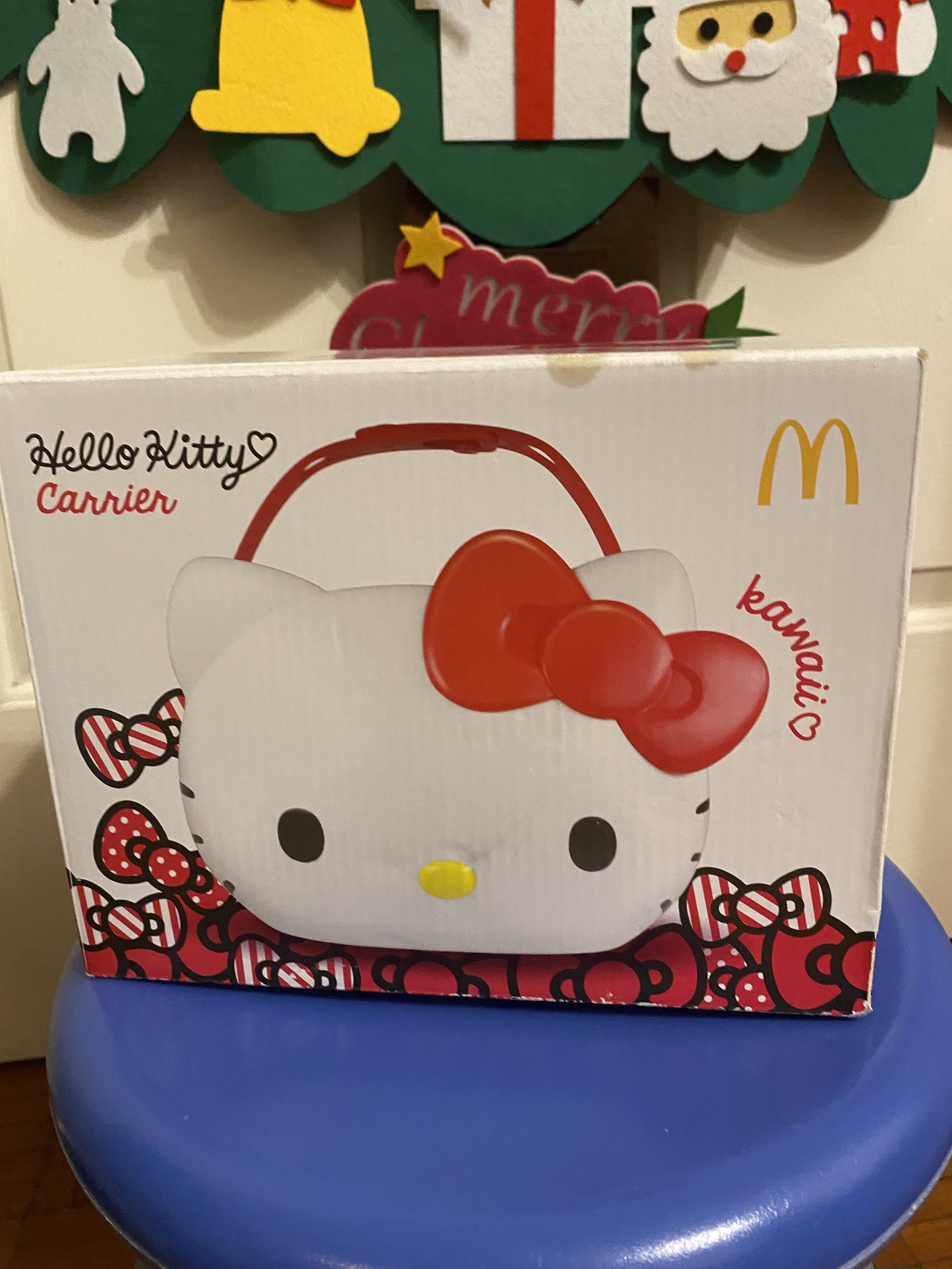 全新McDonald’s Hello Kitty儲物手挽袋, 興趣及遊戲, 玩具 & 遊戲類 Carousell