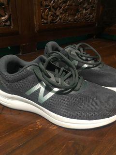 New balance Running shoes