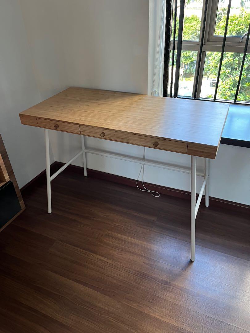 Office Table / Study table (Category: Tables & Sets) located in Singapore. Submitted by finditnextdoor (Listing ID 1128940823, Image 2). Description: Bamboo wood and light weight 100x40cm in size Well maintained & like newer .