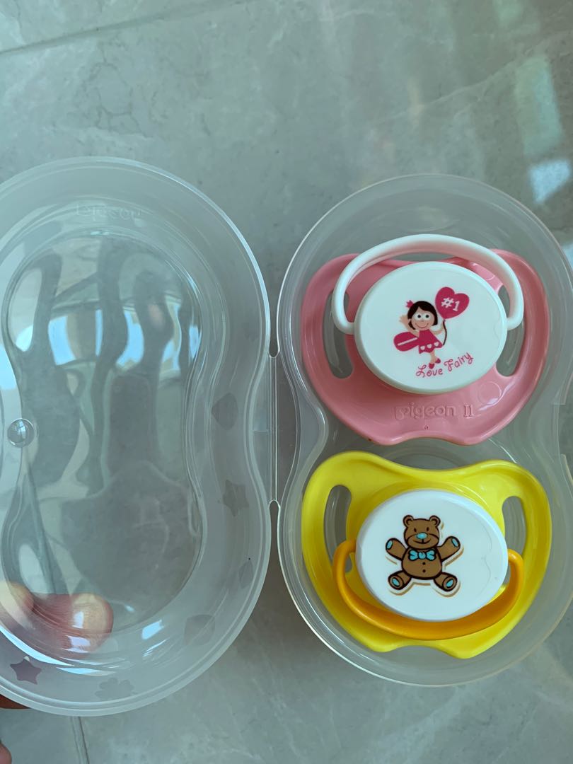 pigeon pacifier, Babies & Kids, Nursing & Feeding, Soothers & Pacifiers