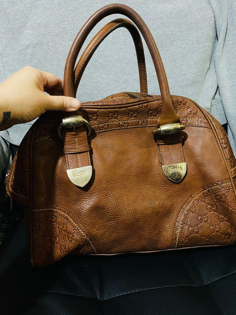 Super sale Preloved Gucci handbag guccissima