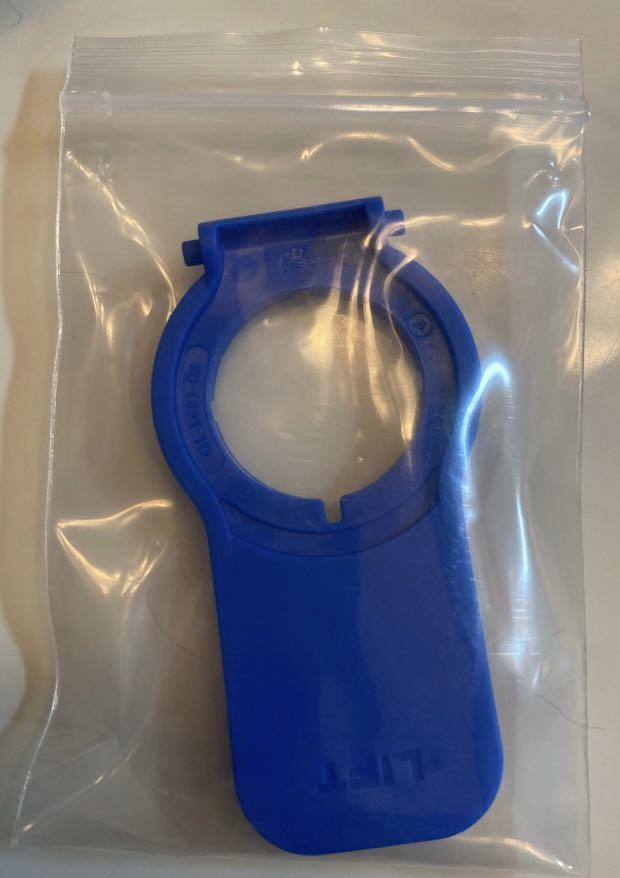 BNIB Quad lock Quadlock lever mount blue, Sports Equipment, Bicycles