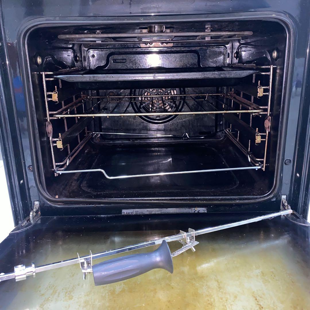 Rubine build in oven, TV & Home Appliances, Kitchen Appliances, Ovens