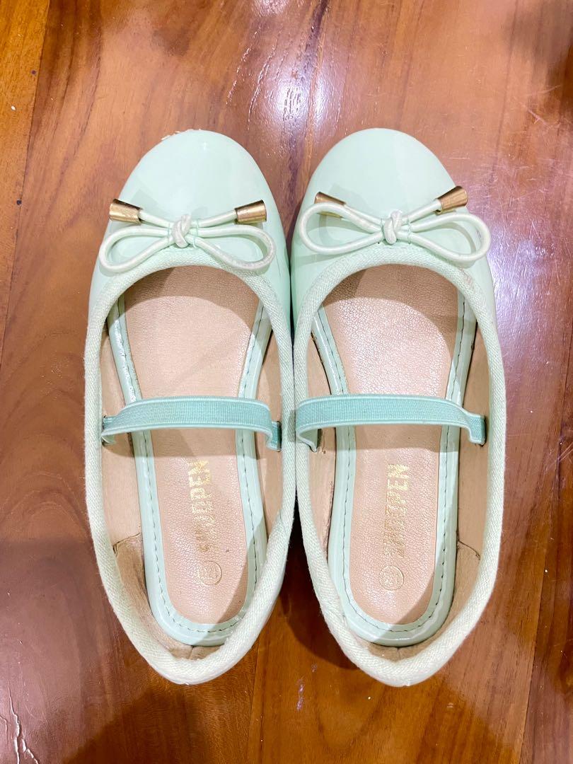 Sepatu flat shoes korean brand beli di korea Bayi Anak Baju