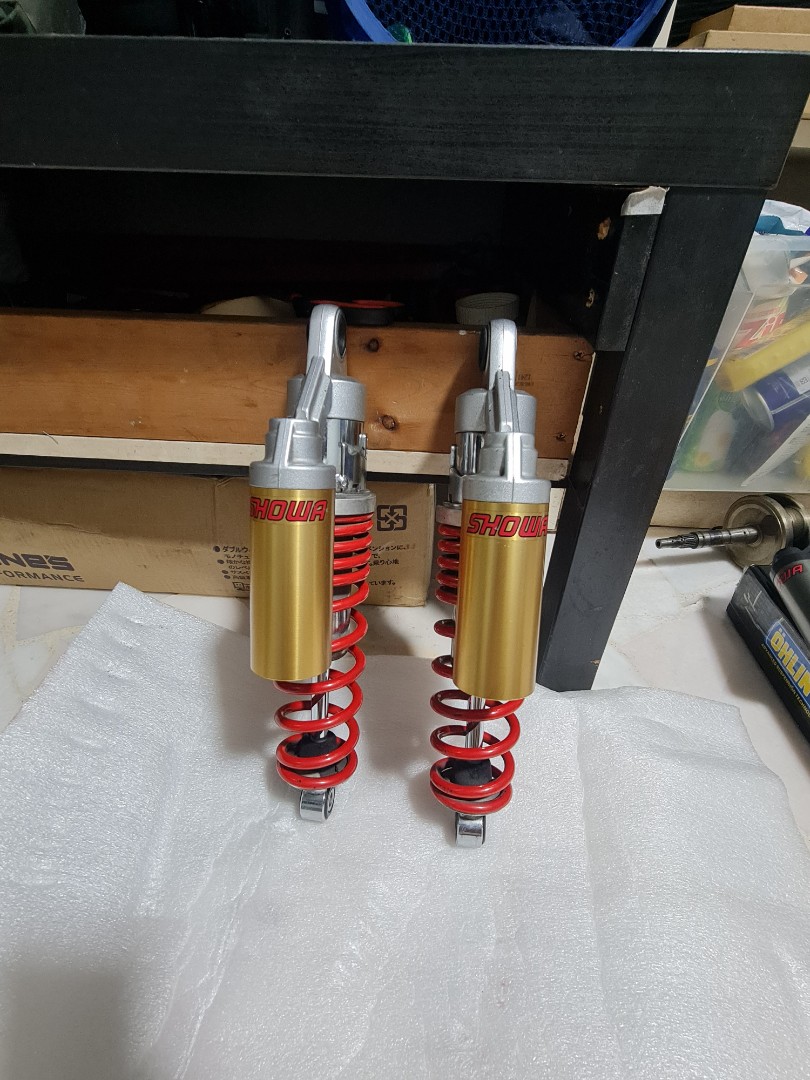 Showa suspension Revo, Motorcycles, Motorcycle Accessories on Carousell