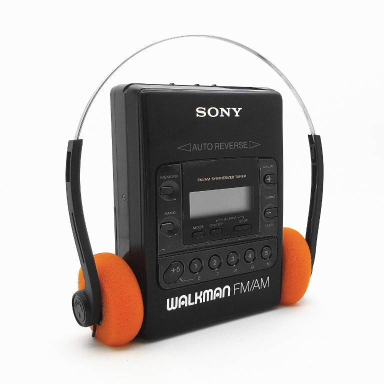 Sony Walkman Cassette Player FM/AM Radio WM-F2081 WORKS!!