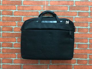 (Kategori: ) berada di . Dikirim oleh young_wear (ID iklan 1129062595, Gambar 1). Deskripsi: .