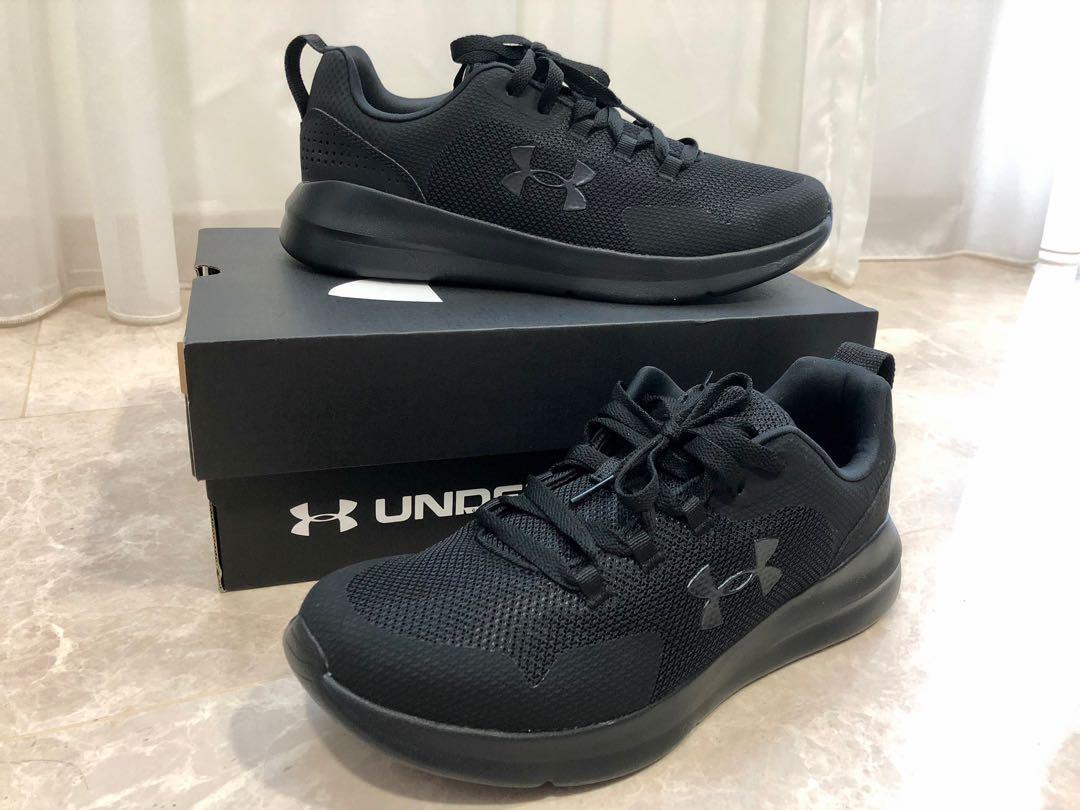 Under armour full black shoes sales