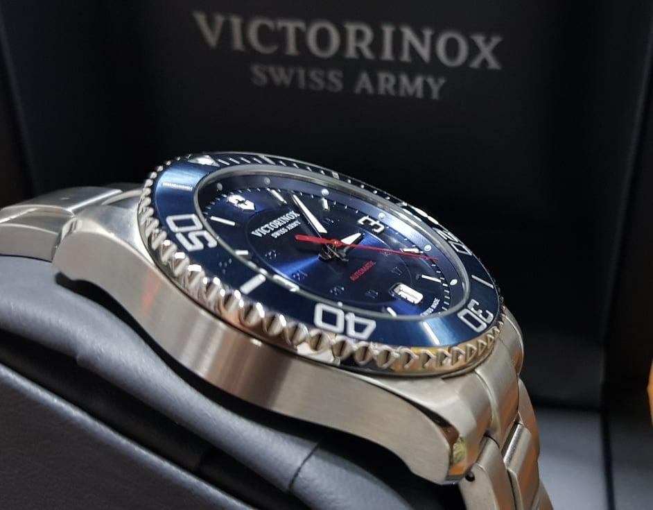 Victorinox maverick 241706 sale