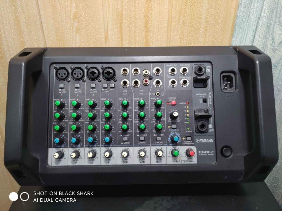 Yamaha EMX2 Power Mixer, Hobbies & Toys, Music & Media, Music