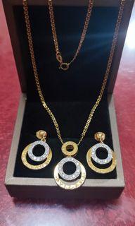 14k gold B.V.L.G.A.R.I set(earrings and necklace)