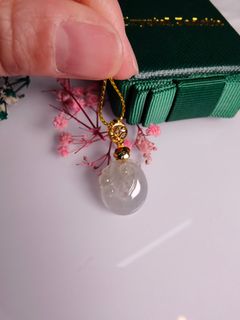 (Category: ) located in . Submitted by crystaljadeite (Listing ID 1130695650, Image 1). Description: .