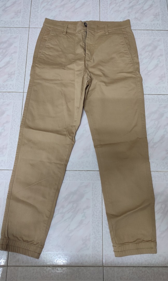 Beige Padini Trousers, Men's Fashion, Clothes, Bottoms on Carousell