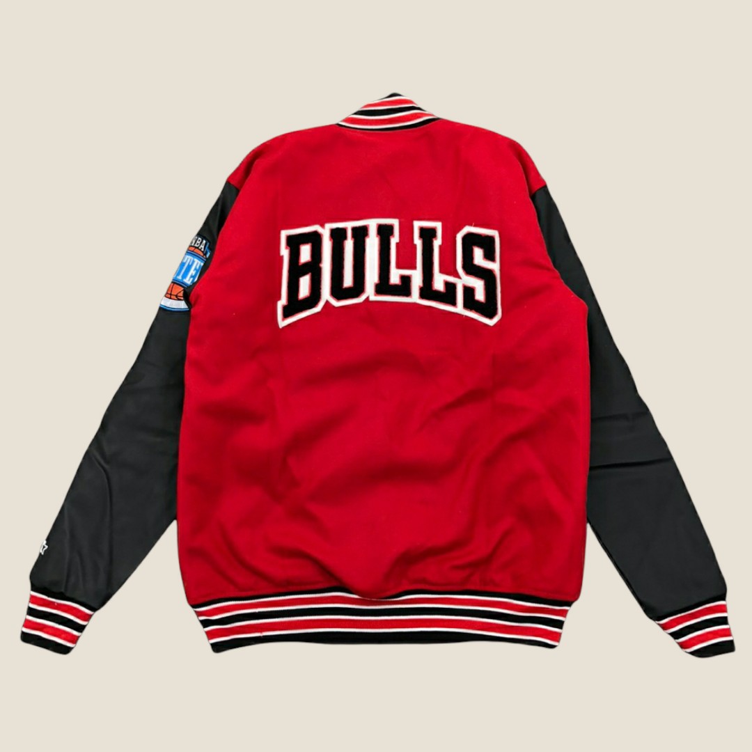 BOMBER JAKET VARSITY CHICAGO BULLS EASTERN - BARANG BARU HARGA NETT