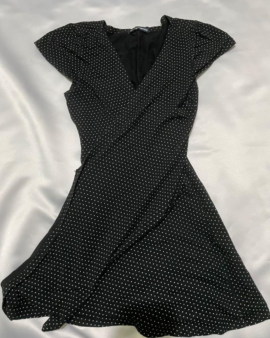 Brandy melville polka dot wrap dress outlet