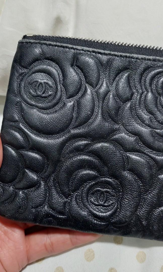 Chanel Camelia pouch (Category: Luxury Bags & Wallets) located in Baguio. Submitted by lotus_blossom (Listing ID 1130765994, Image 3). Description: Kindly see all posted pics slight fading on leather. JRS shipping.