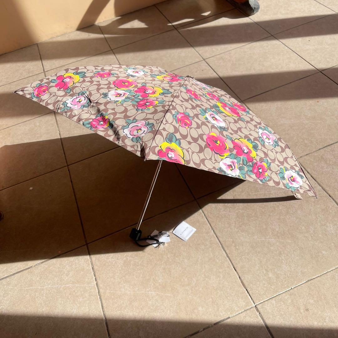 Coach Floral Umbrella, Hobbies & Toys, Travel, Umbrellas on Carousell
