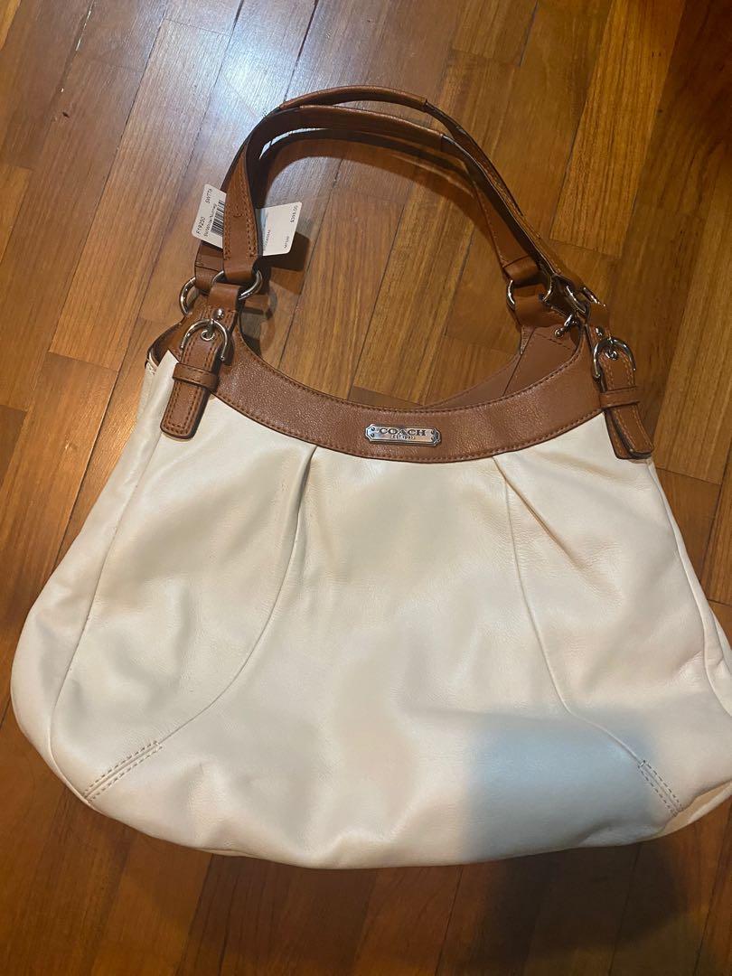 White coach clearance hobo bag