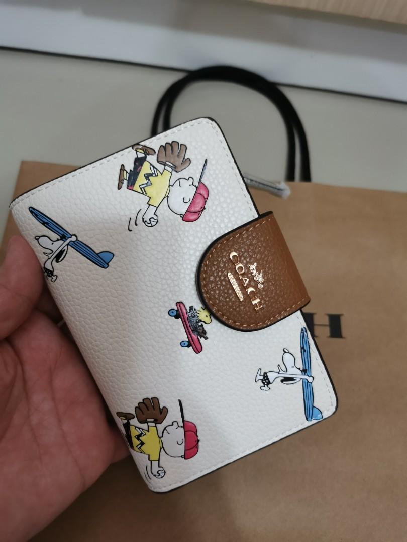 Coach X Peanut Medium Corner Zip Wallet C4899, Women's Fashion, Bags & Wallets, Wallets & Card