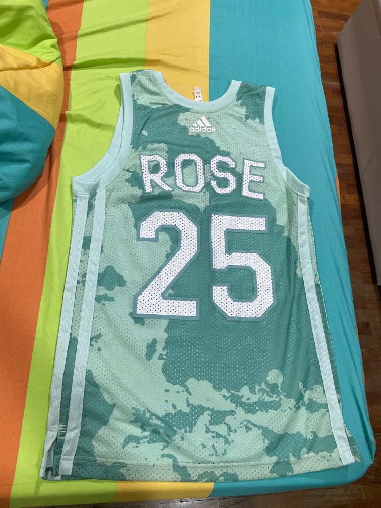 Derrick Rose 25 Adidas Jersey Men s Fashion Activewear on Carousell