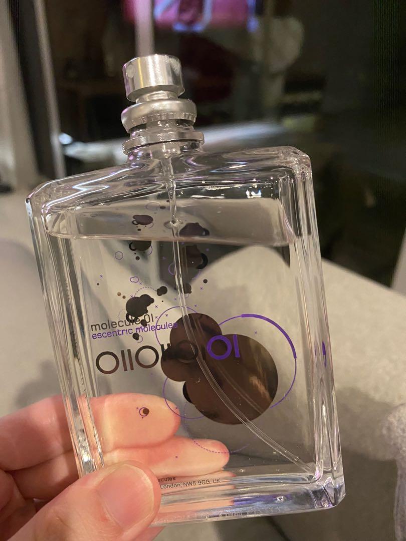 z1☆残量多☆ エセントリックモレキュール 01 100ml 香水