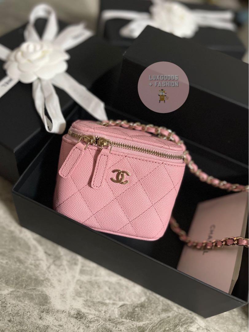 SALES ✨ 22C Chanel Cube Square Vanity Pink, Luxury, Bags & Wallets on  Carousell