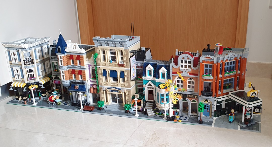 Lego Modular buildings 10255 10264 corner garage 10270 10278