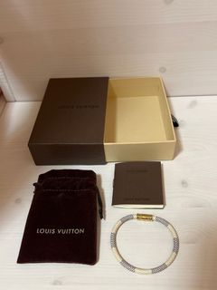 （分類：）位於 。 由 helenco 提交（商品編號 1130757110，圖片 1）。簡介： 。