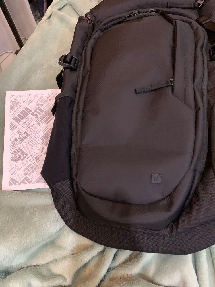 Lululemon room to roam duffel review deals