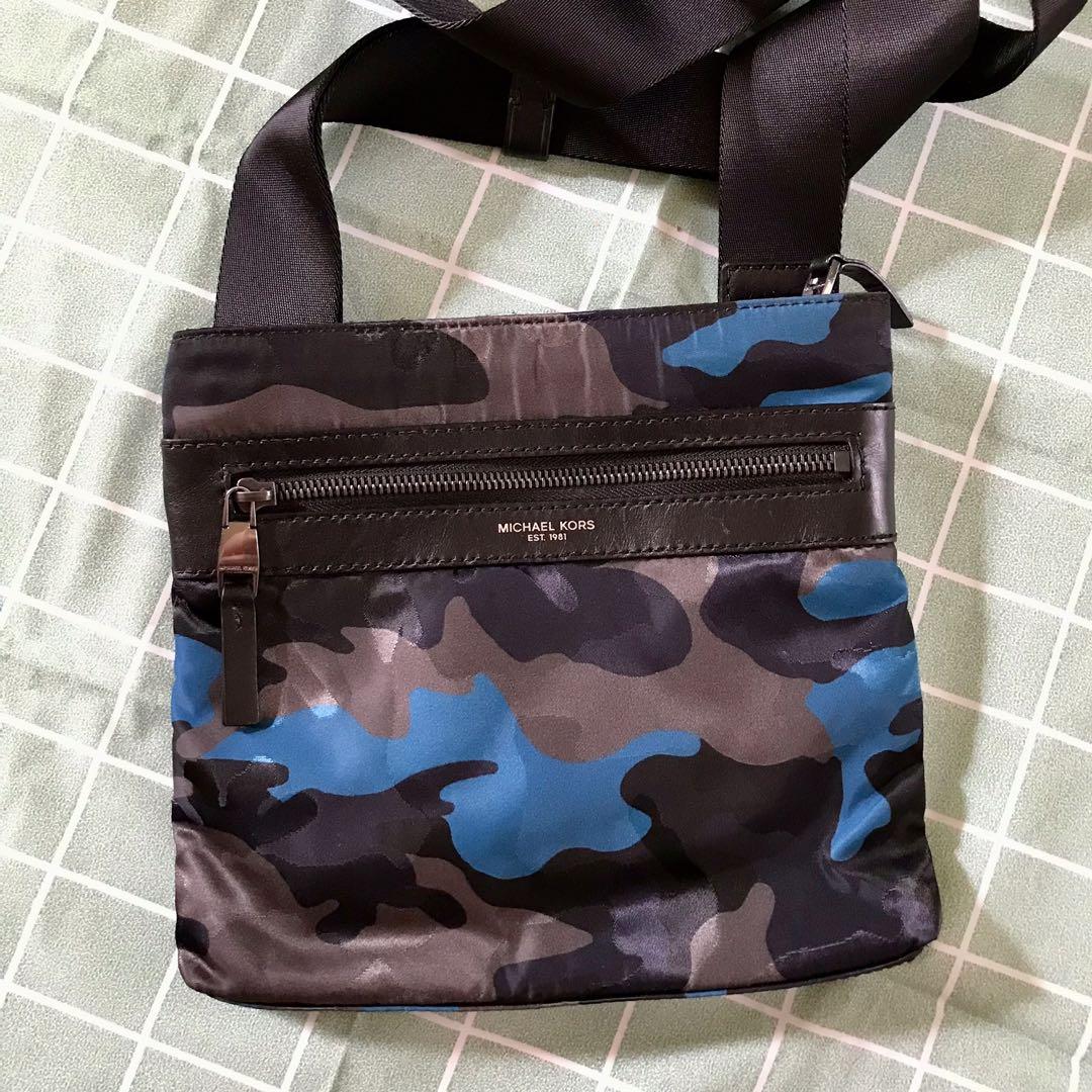Michael Kors Men Blue Camouflage Crossbody Bag, Men's Fashion, Bags, Sling  Bags on Carousell