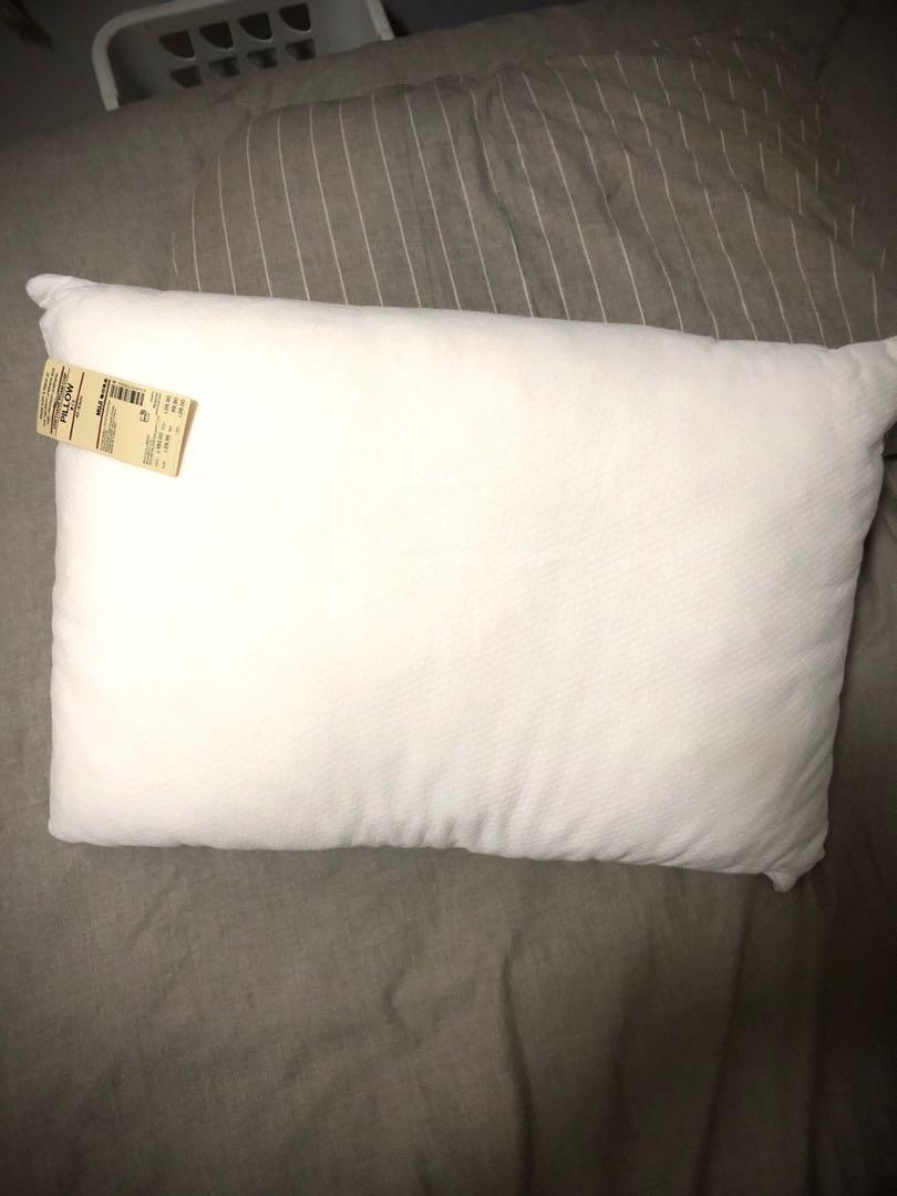 Muji pillow, Furniture & Home Living, Bedding & Towels on Carousell