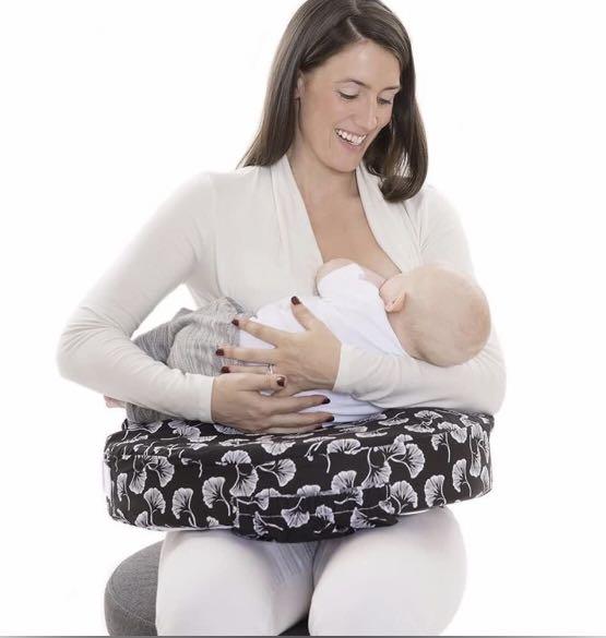 My Brest Friend Nursing Pillow, Babies & Kids, Nursing ...