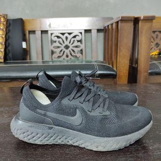 sepatu nike epic react flyknit