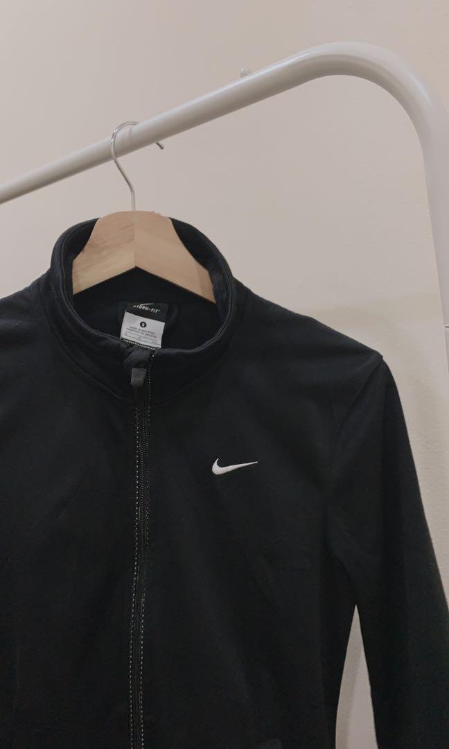 Nike jacket slim best sale fit