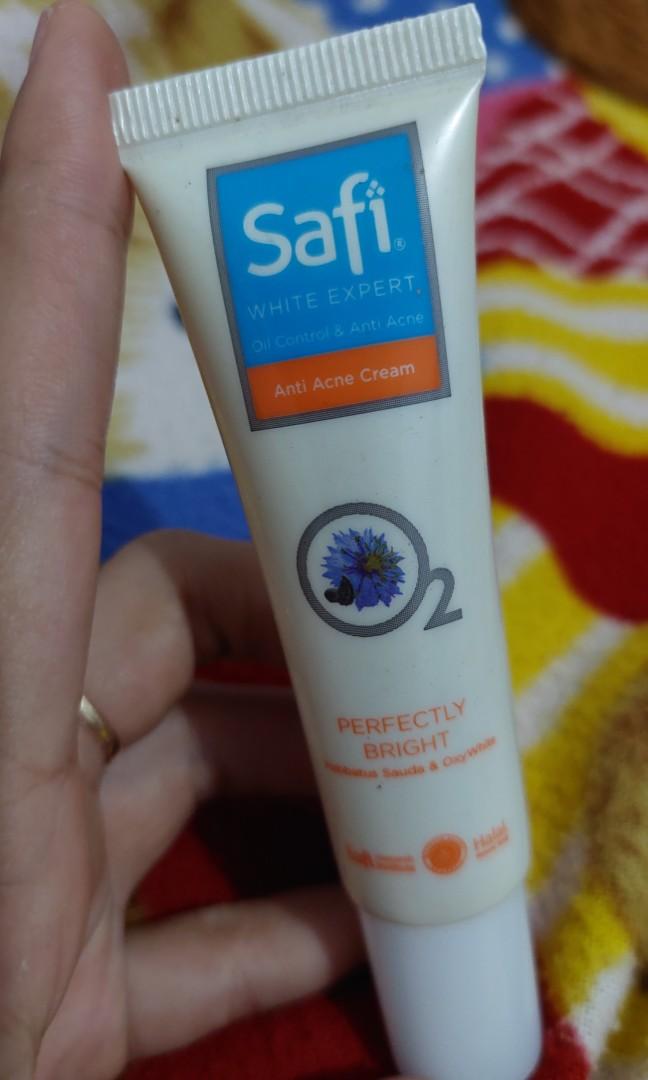 Safi white shop expert oil control