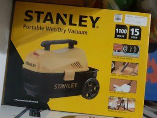 Stanley Portable Wet/Dry Vacuum