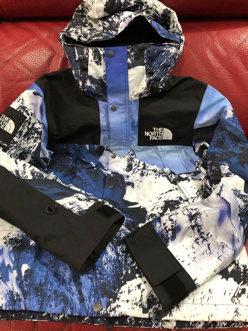 Supreme TNF Snow mountain Jacket Size S, 男裝, 外套及戶外衣服