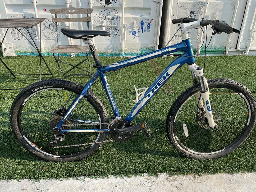 Trek 4300 outlet wheel size