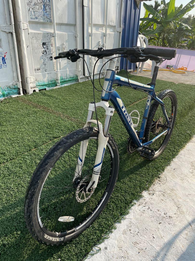 Trek 4300 mtb hardtail 26 tyre size 19.5